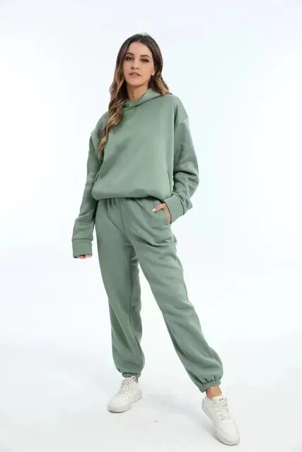 Damen Set mit Kapuzenpullover und Jogginghose