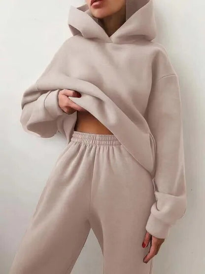 Damen Set mit Kapuzenpullover und Jogginghose